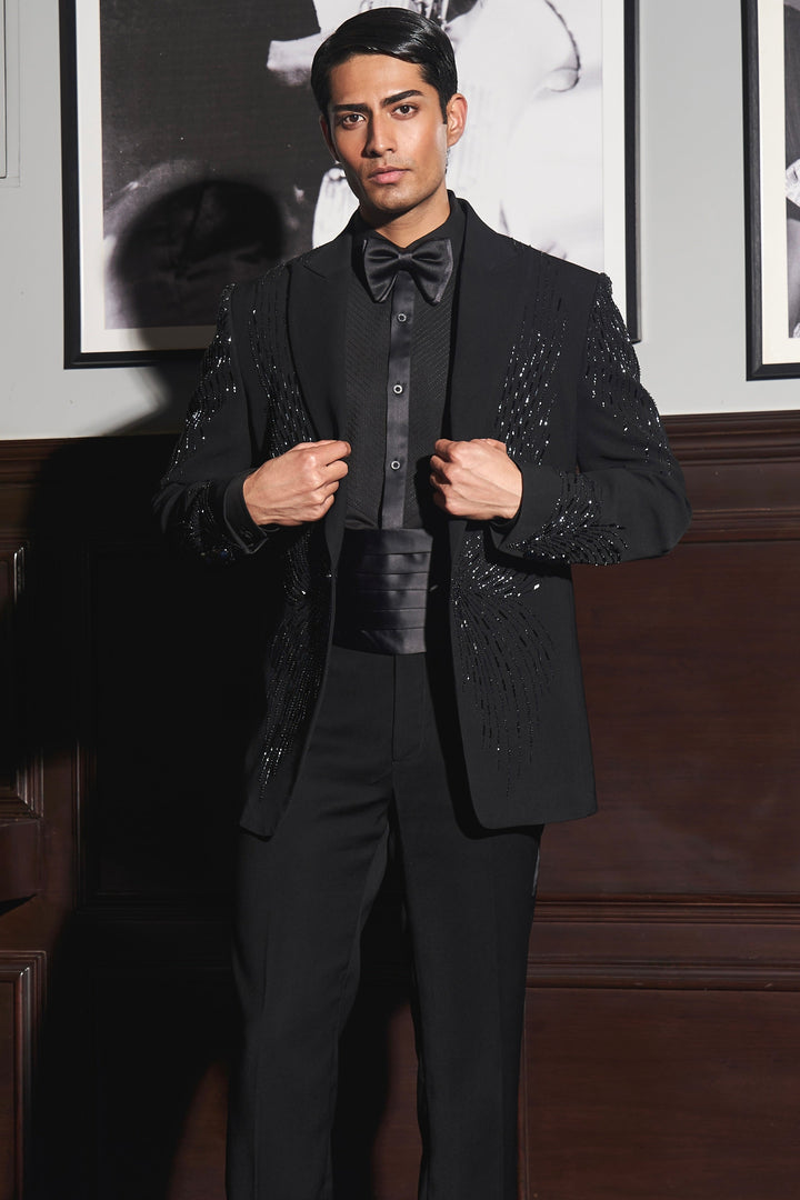 Noir Butterfly Embroidered Tuxedo Set