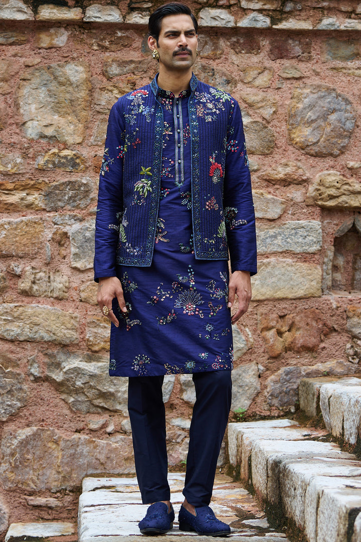 Midnight Floral Embroidered Bundi Kurta Set