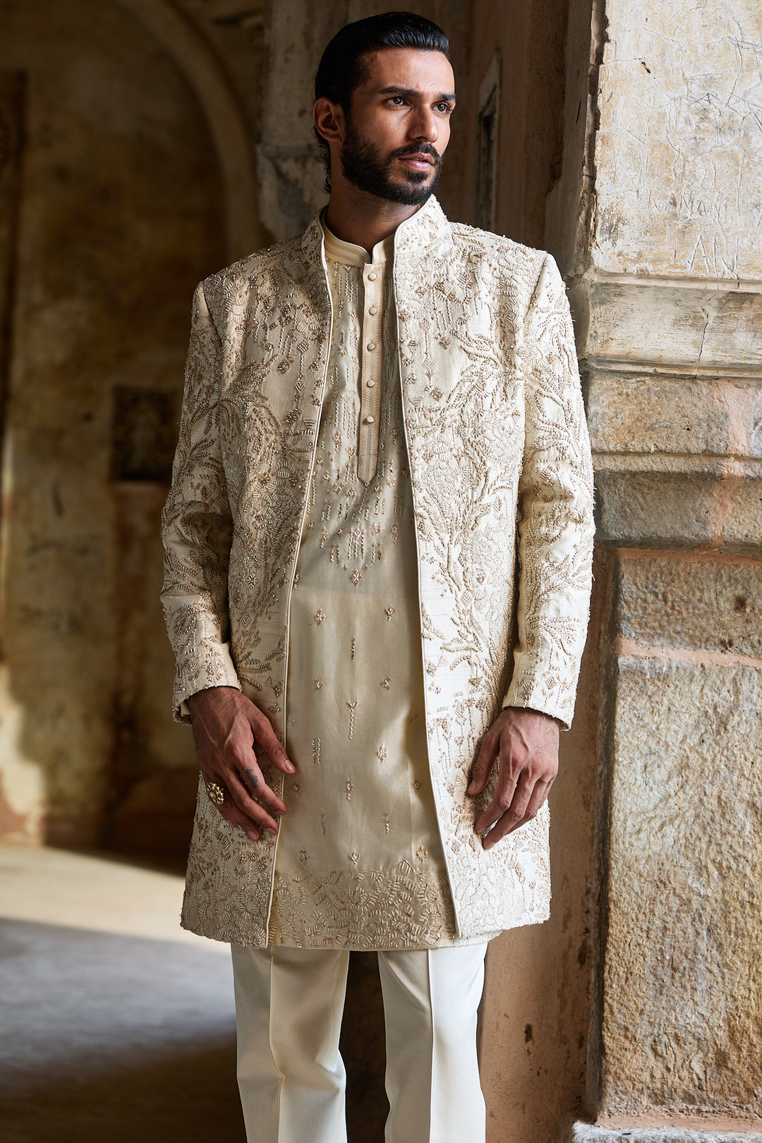 Créme Zari Raw Silk Embroidered Indo-Western Set