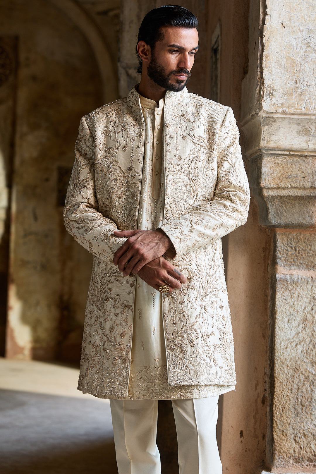 Créme Zari Raw Silk Embroidered Indo-Western Set