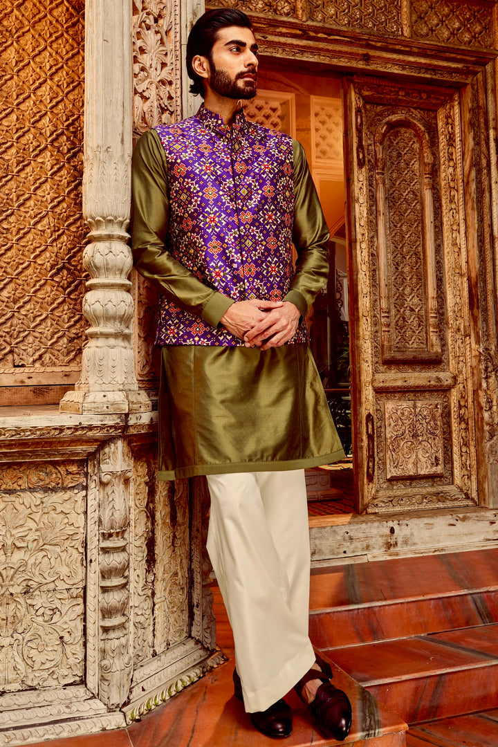 Purple Raw Silk Mirror Embellished Kurta Bundi Set