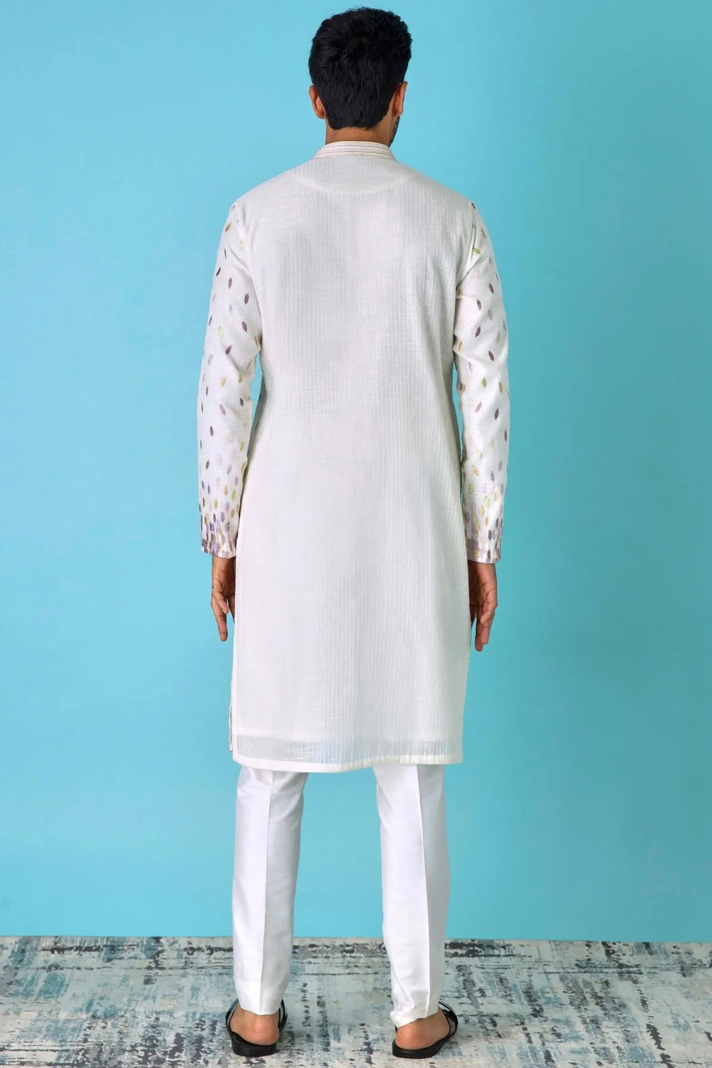 Ivory Extravaganza: Ivory Chanderi Silk Kurta with Resham and Zari Embroidery - Asuka Couture