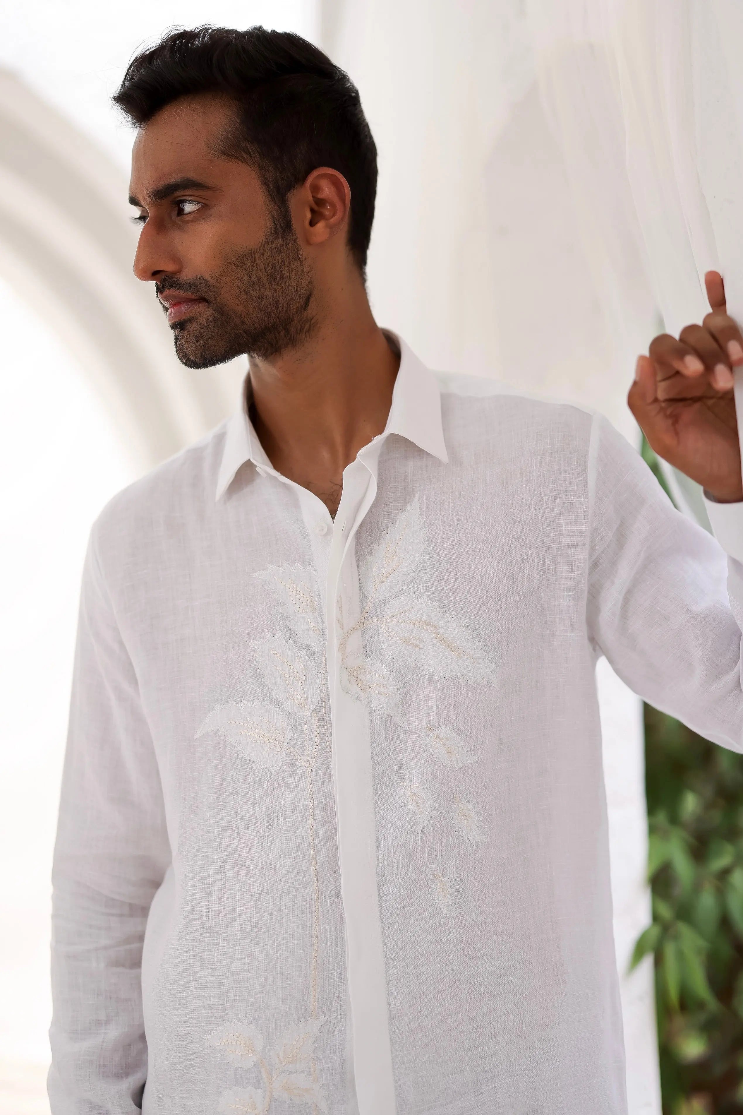 White Applique Leaf Embroidery Shirt