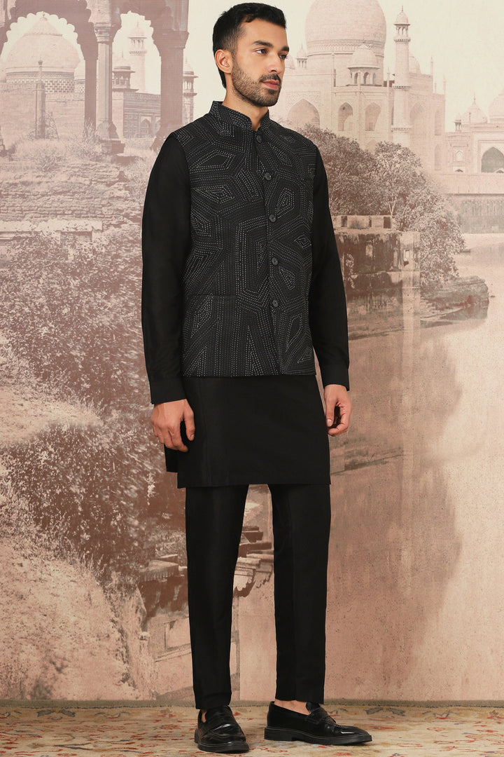 Black Linen Kantha Embroidered Kurta Bundi Set