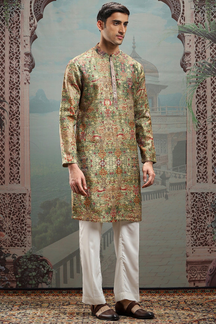 Sultan's Verdure Embroidered Kurta Set