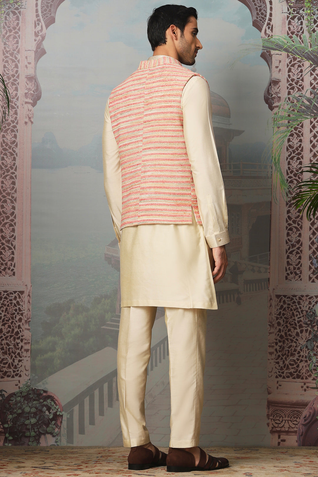 Gul Kantha Linen Embroidered Kurta Bundi Set