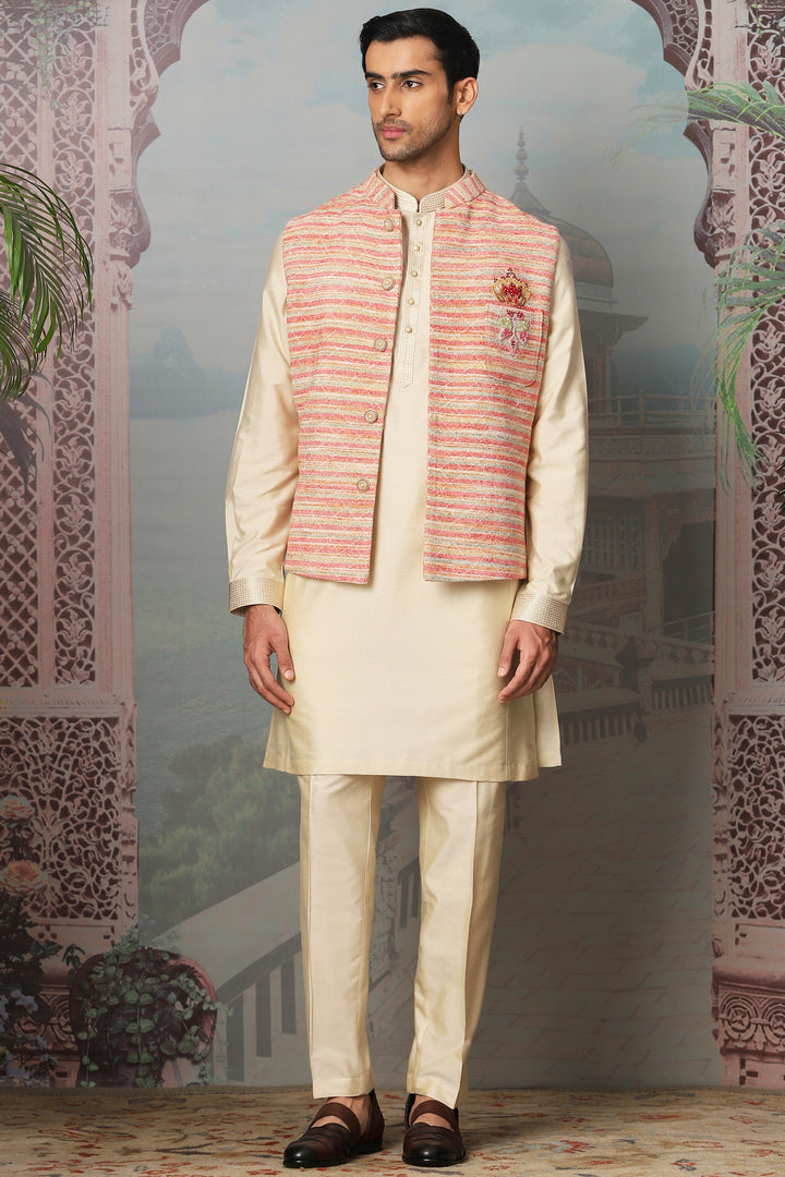 Gul Kantha Linen Embroidered Kurta Bundi Set