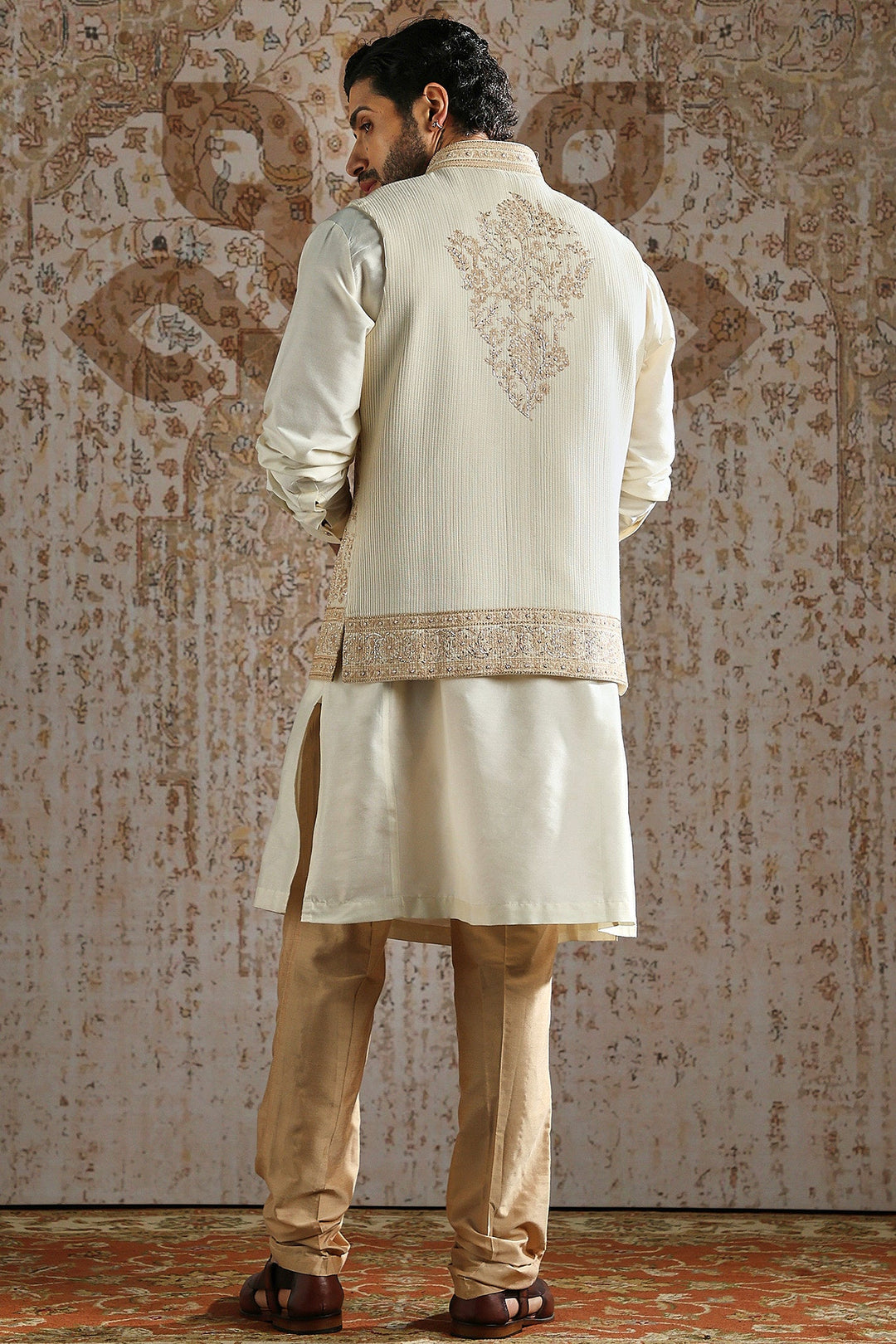 Cream Regal Weave Kurta Bundi Set