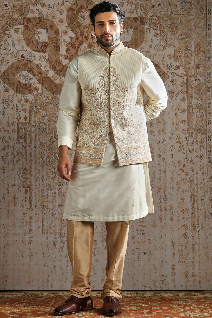 Cream Regal Weave Kurta Bundi Set