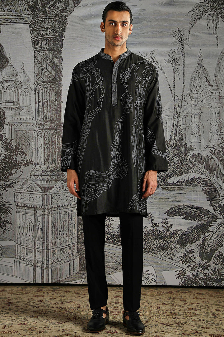 Black Onyx Minimal Kurta Set