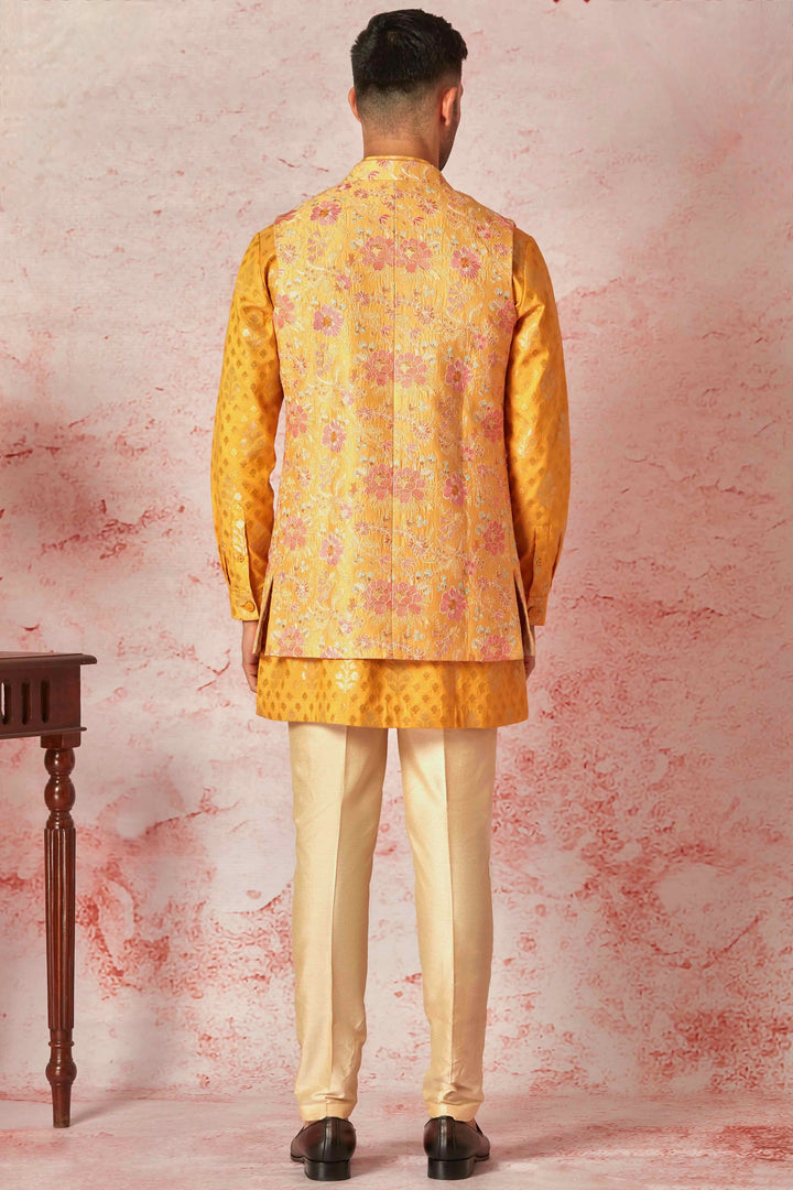 Orange Jacquard Silk Leaf Motif Kurta Bundi Set