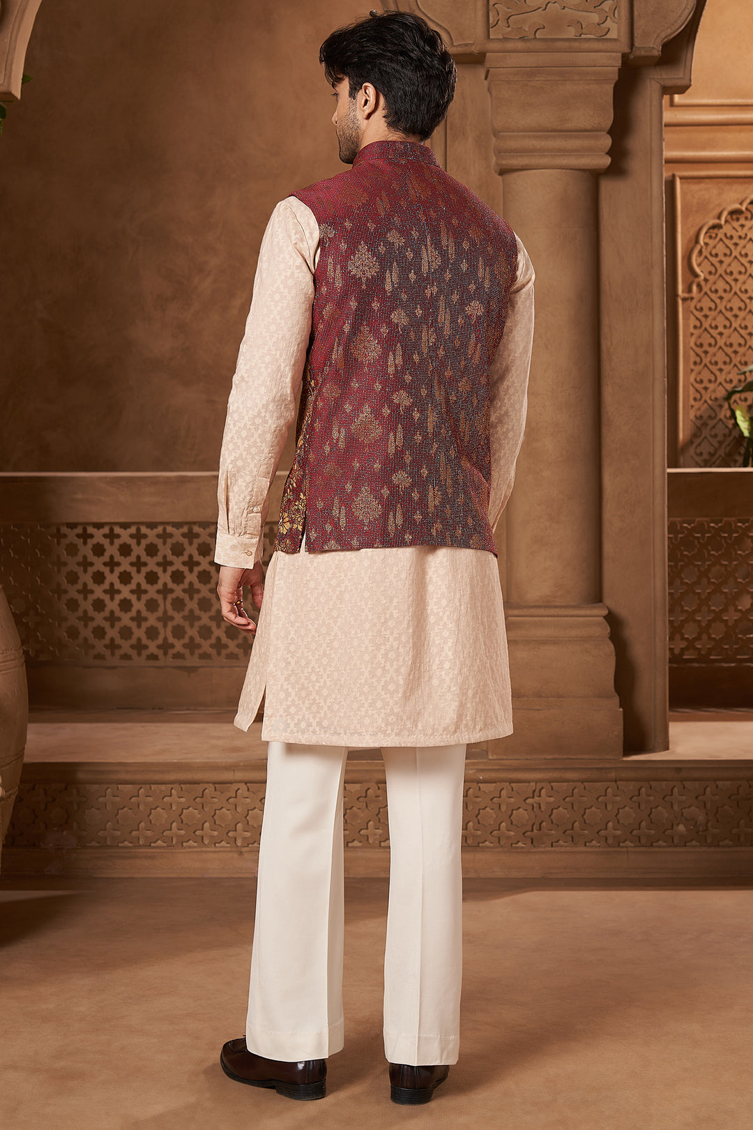 Maroon Silk Paisley Bundi Set